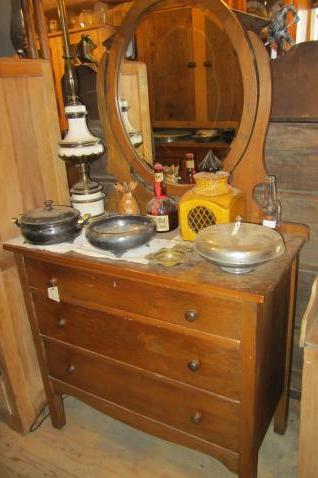 Commode_miroir_oval_5269.JPG